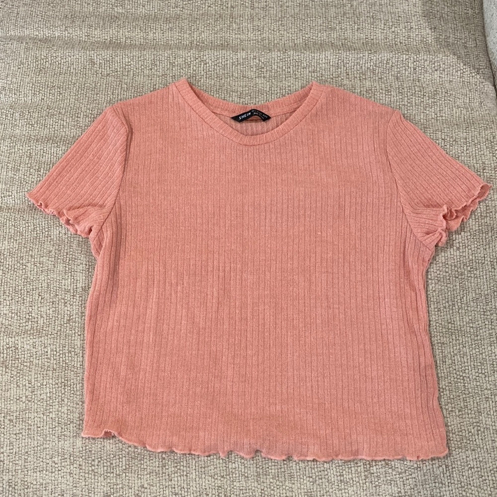 SHEIN Coral Cropped Ribbed Shirt